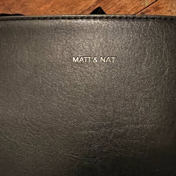 Matt & Nat travel bag - Picture 9 of 11